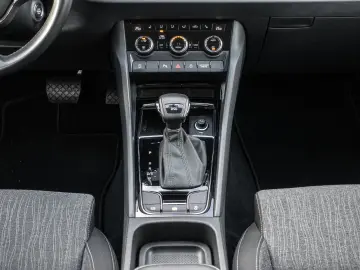 SKODA Karoq 1.5 TSI DSG Style