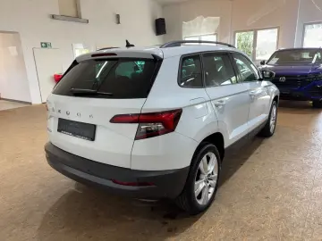 SKODA Karoq Style 1.5 TSI DSG STANDHEIZ CAM elek.HECK