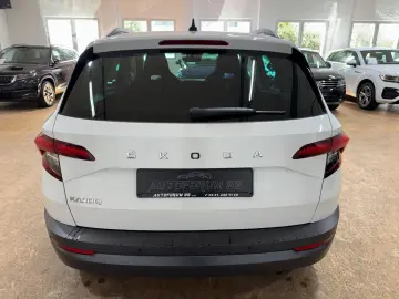 SKODA Karoq Style 1.5 TSI DSG STANDHEIZ CAM elek.HECK