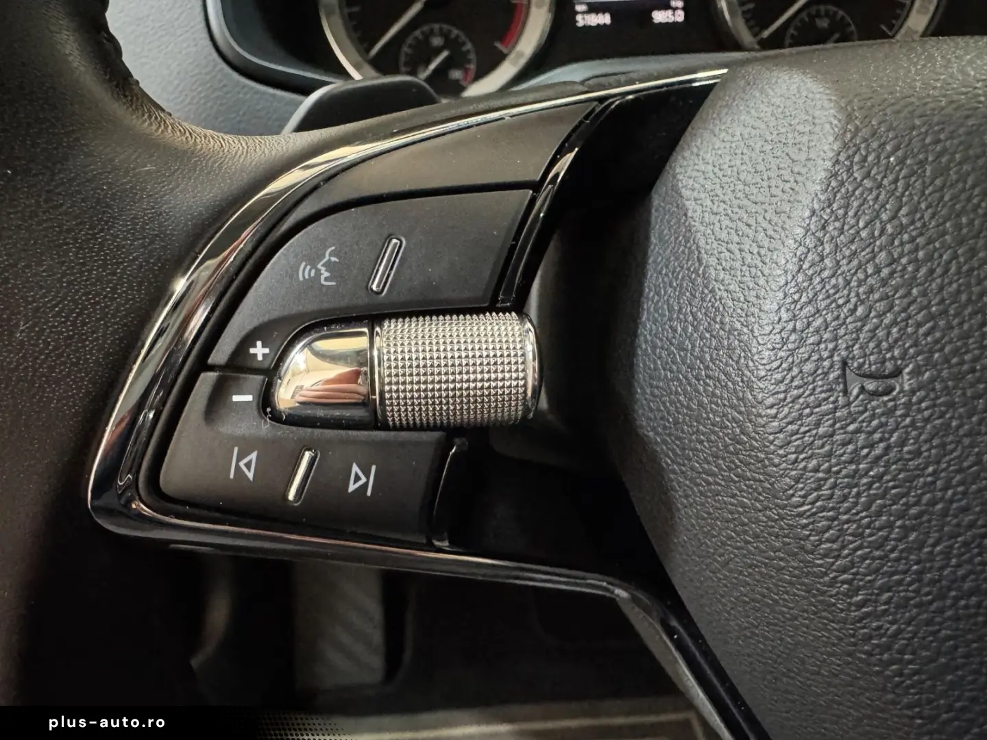 SKODA Karoq Style 1.5 TSI DSG STANDHEIZ CAM elek.HECK