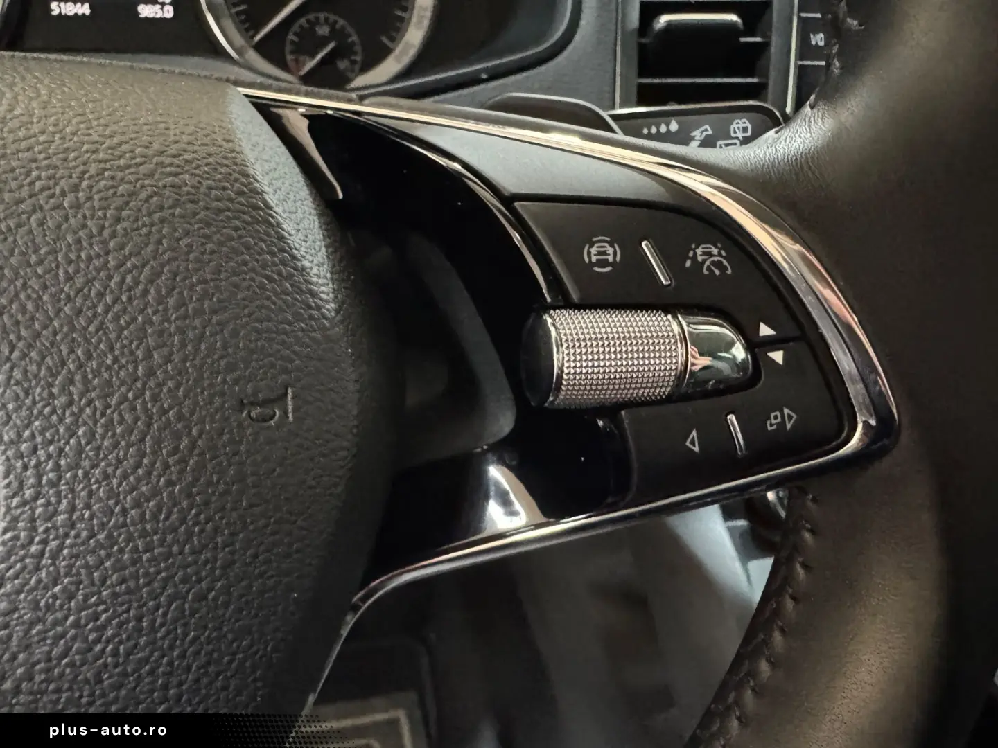 SKODA Karoq Style 1.5 TSI DSG STANDHEIZ CAM elek.HECK