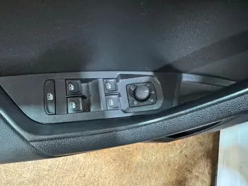 SKODA Karoq Style 1.5 TSI DSG STANDHEIZ CAM elek.HECK