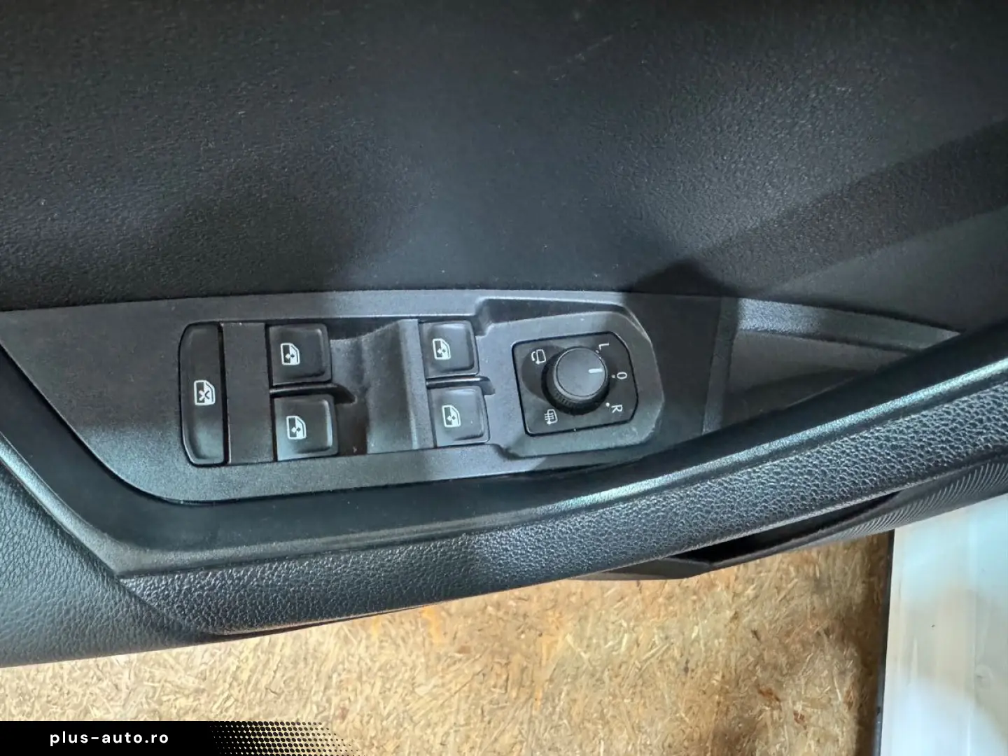 SKODA Karoq Style 1.5 TSI DSG STANDHEIZ CAM elek.HECK