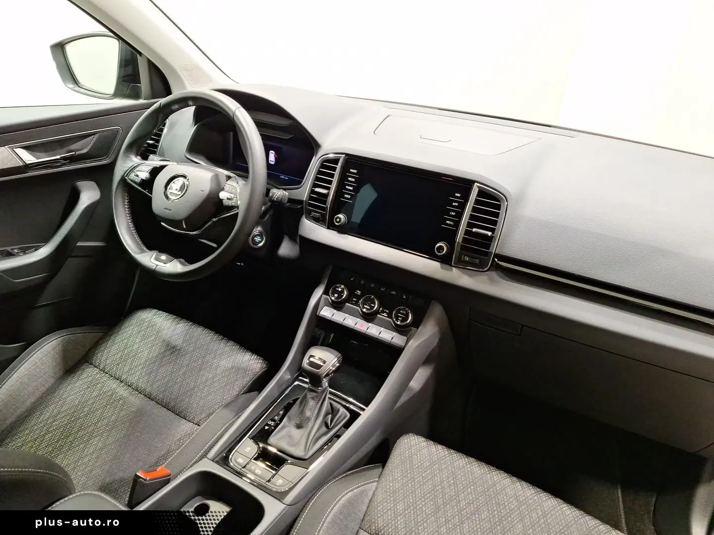 SKODA Karoq 2.0 TDI DSG Style Winter LED Navi ACC