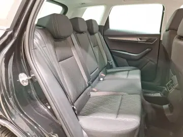 SKODA Karoq 2.0 TDI DSG Style Winter LED Navi ACC