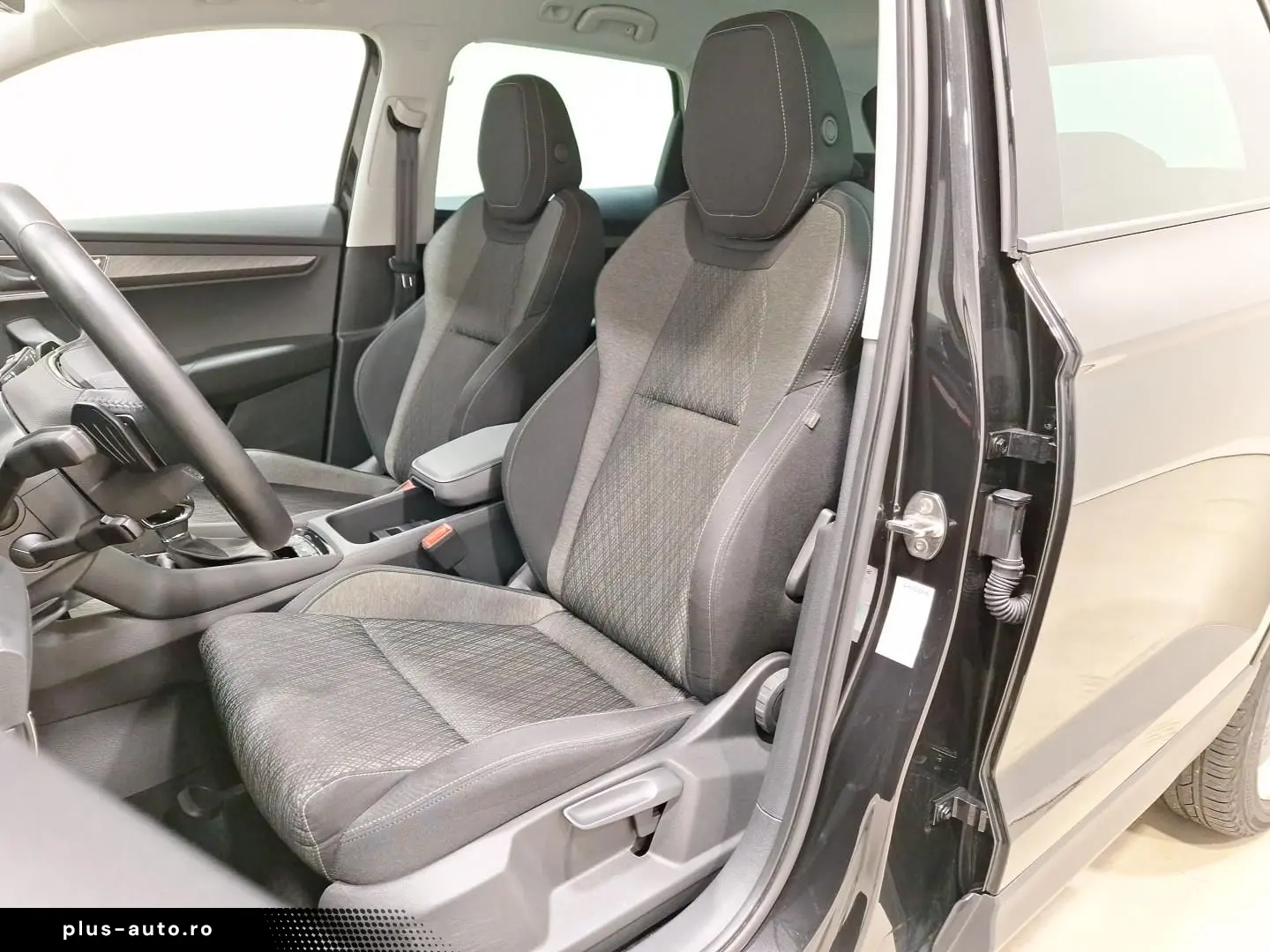 SKODA Karoq 2.0 TDI DSG Style Winter LED Navi ACC