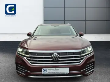VW Touareg 3.0 V6 TDI Elegance 4Motion  DSG AHK LED