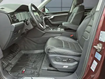 VW Touareg 3.0 V6 TDI Elegance 4Motion  DSG AHK LED