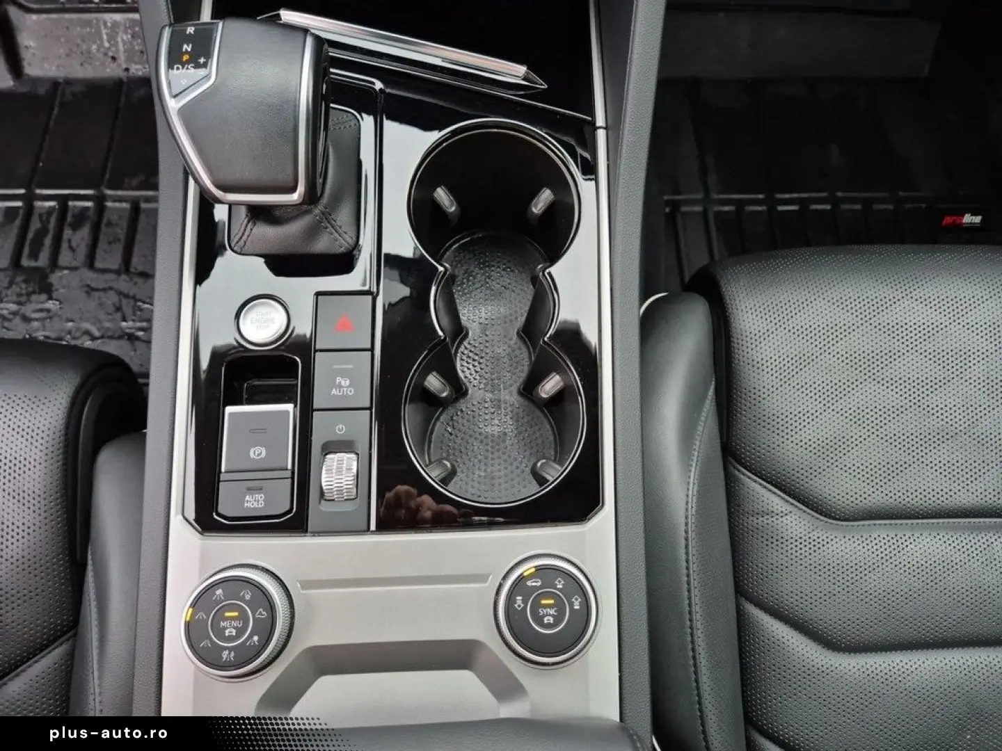 VW Touareg 3.0 V6 TDI Elegance 4Motion  DSG AHK LED