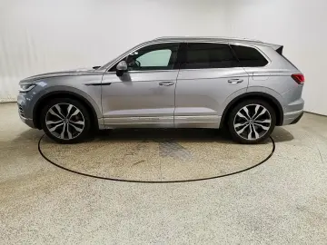 VW Touareg 3.0 V6 TSI DSG Elegance 4Motion eHybrid