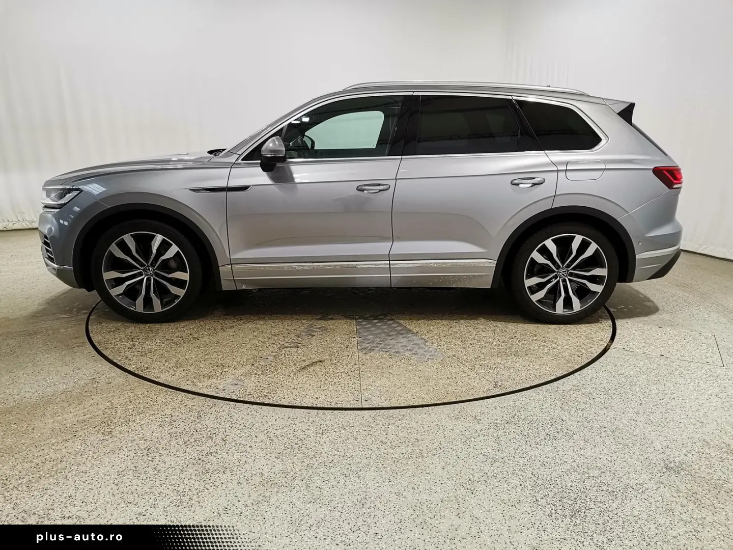 VW Touareg 3.0 V6 TSI DSG Elegance 4Motion eHybrid