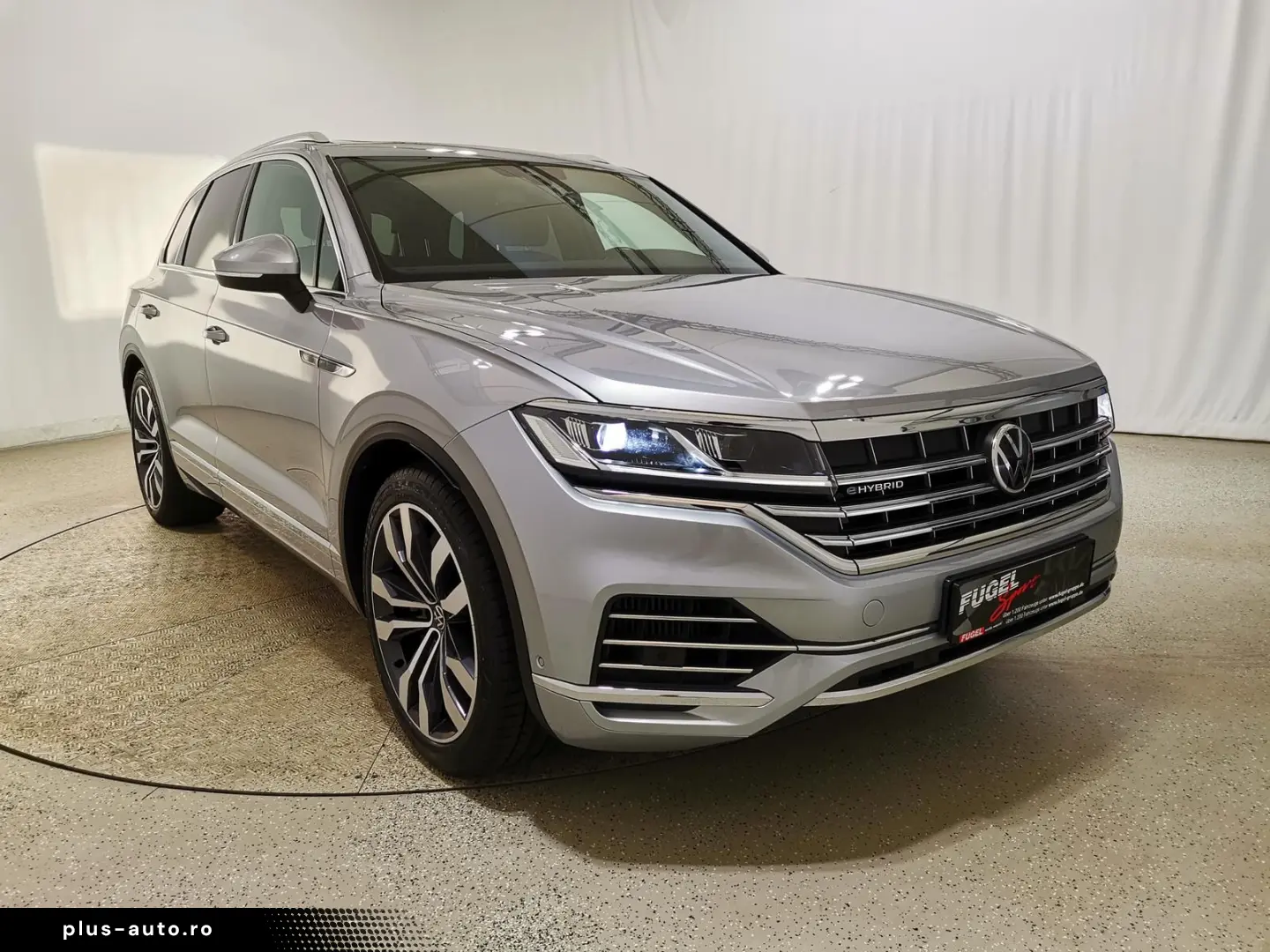 VW Touareg 3.0 V6 TSI DSG Elegance 4Motion eHybrid