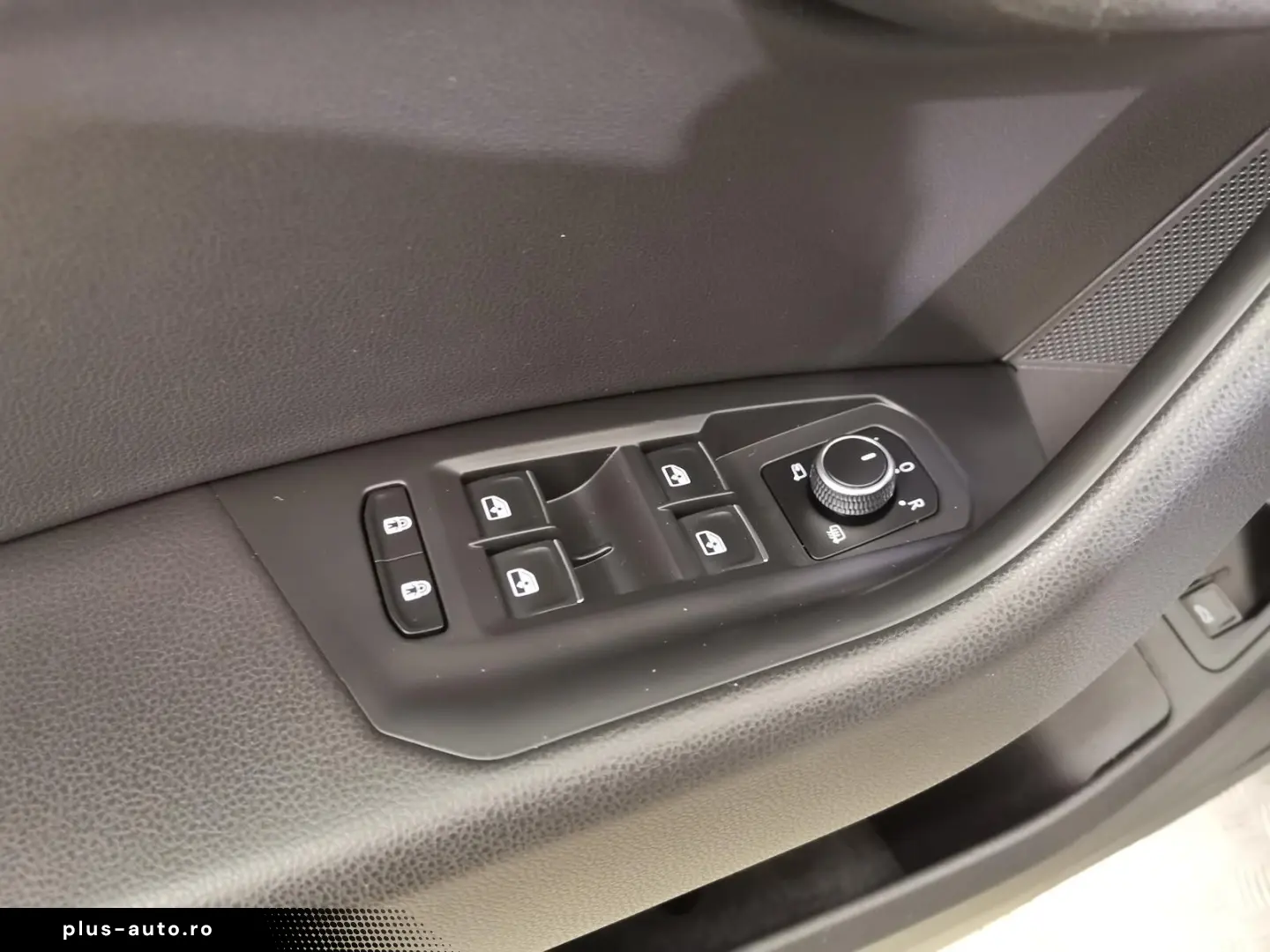 VW Touareg 3.0 V6 TSI DSG Elegance 4Motion eHybrid