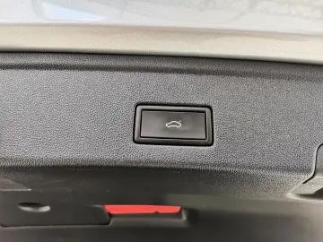 VW Touareg 3.0 V6 TSI DSG Elegance 4Motion eHybrid