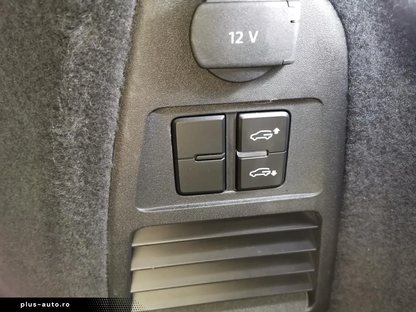 VW Touareg 3.0 V6 TSI DSG Elegance 4Motion eHybrid