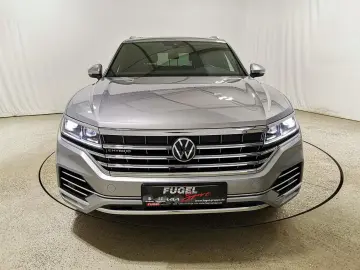 VW Touareg 3.0 V6 TSI DSG Elegance 4Motion eHybrid