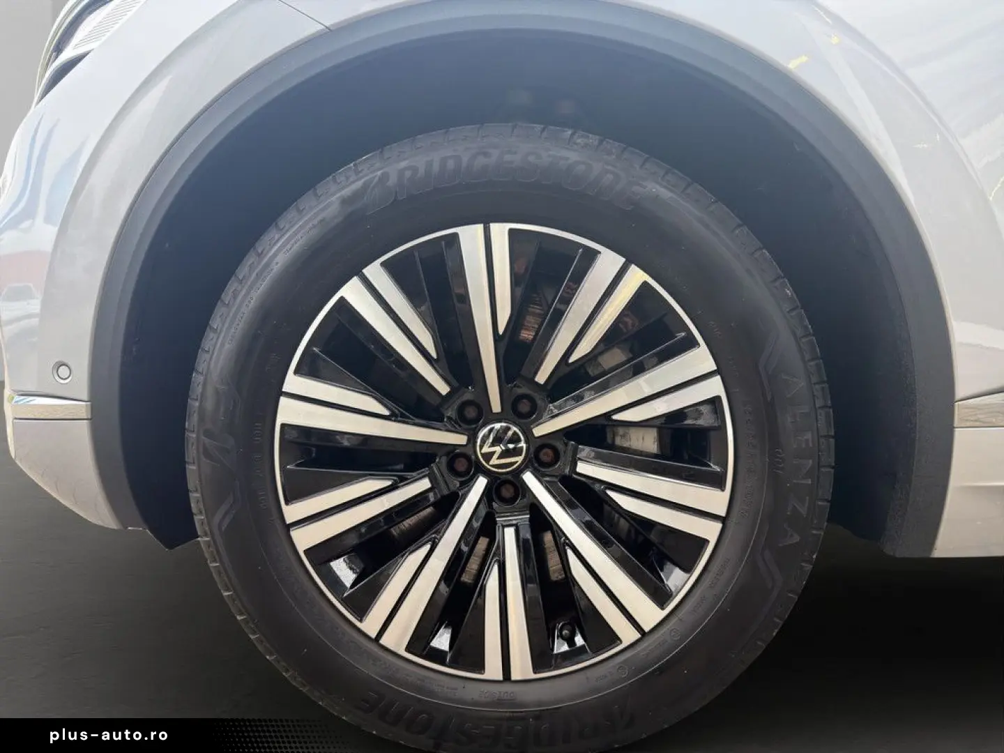 VW Touareg 3.0 V6 TSI e HYBRID ELEGANCE MATRIX 19