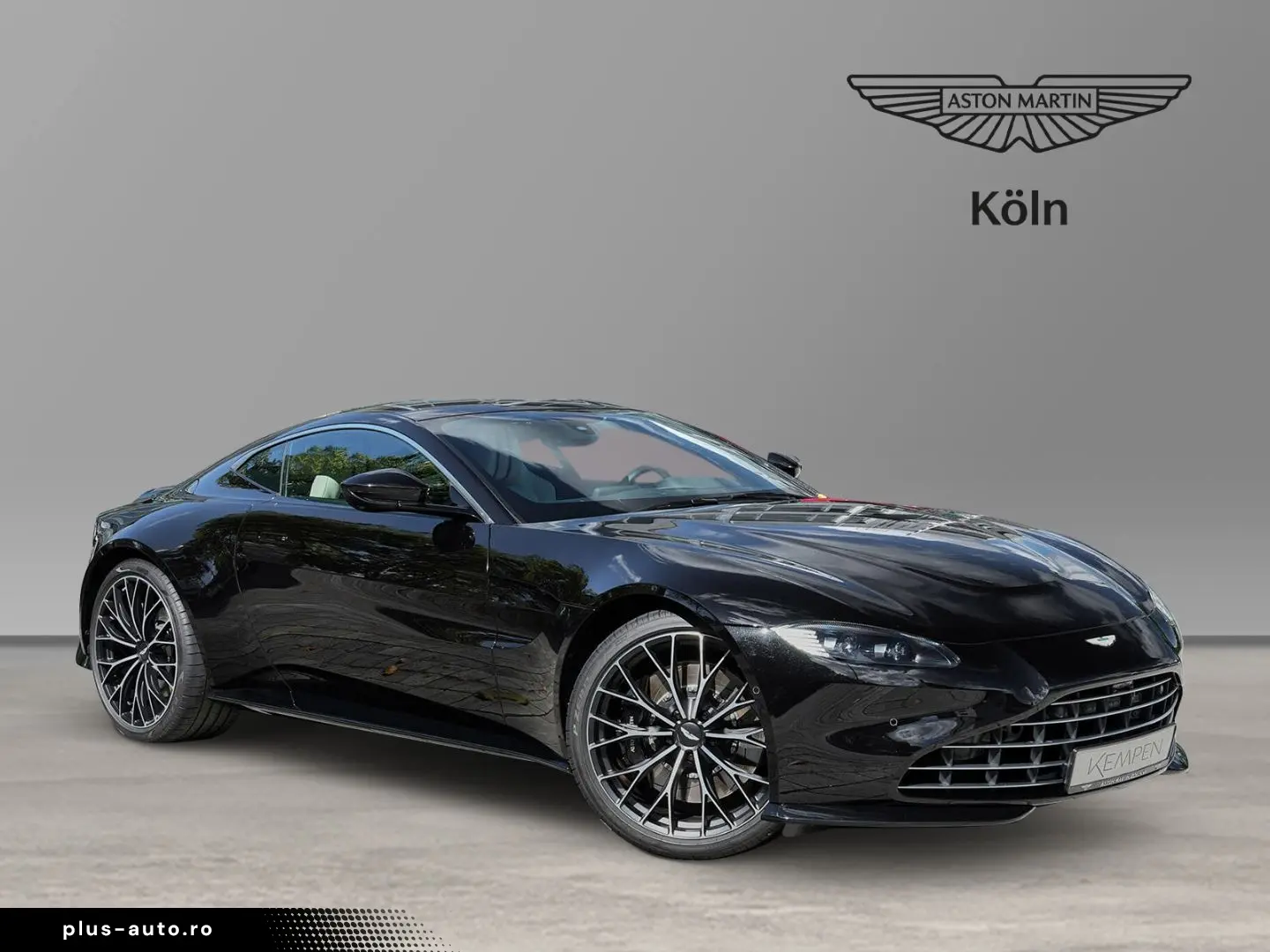 ASTON MARTIN Vantage V8 Onyx Black   Ivory