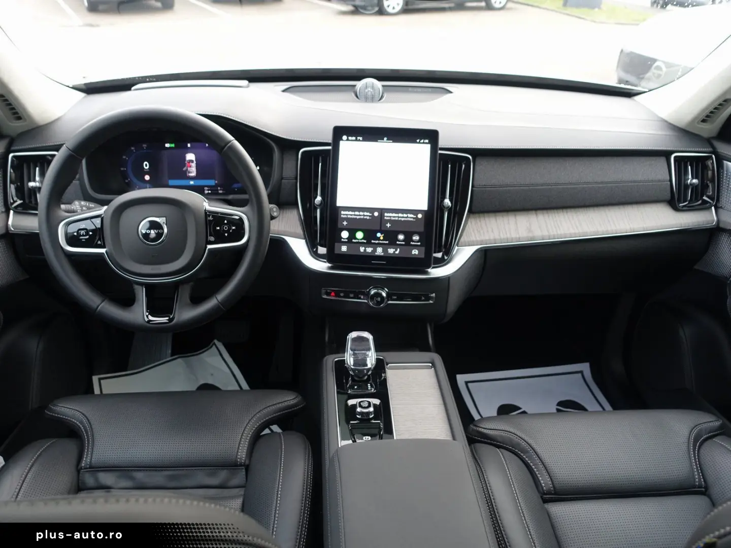 VOLVO XC90 Ultra T8 AWD Massage Pano B&W AHK 360