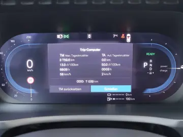 VOLVO XC90 Ultra T8 AWD Massage Pano B&W AHK 360