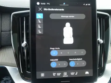 VOLVO XC90 Ultra T8 AWD Massage Pano B&W AHK 360