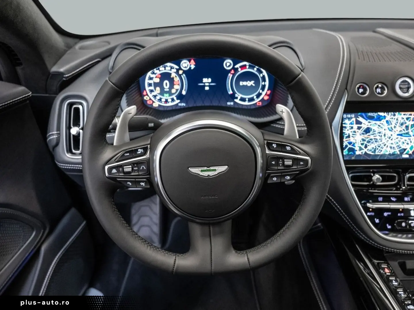 ASTON MARTIN DBX Magnetic Silver Onyx Black