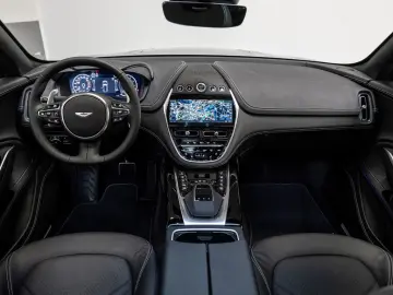 ASTON MARTIN DBX Magnetic Silver Onyx Black