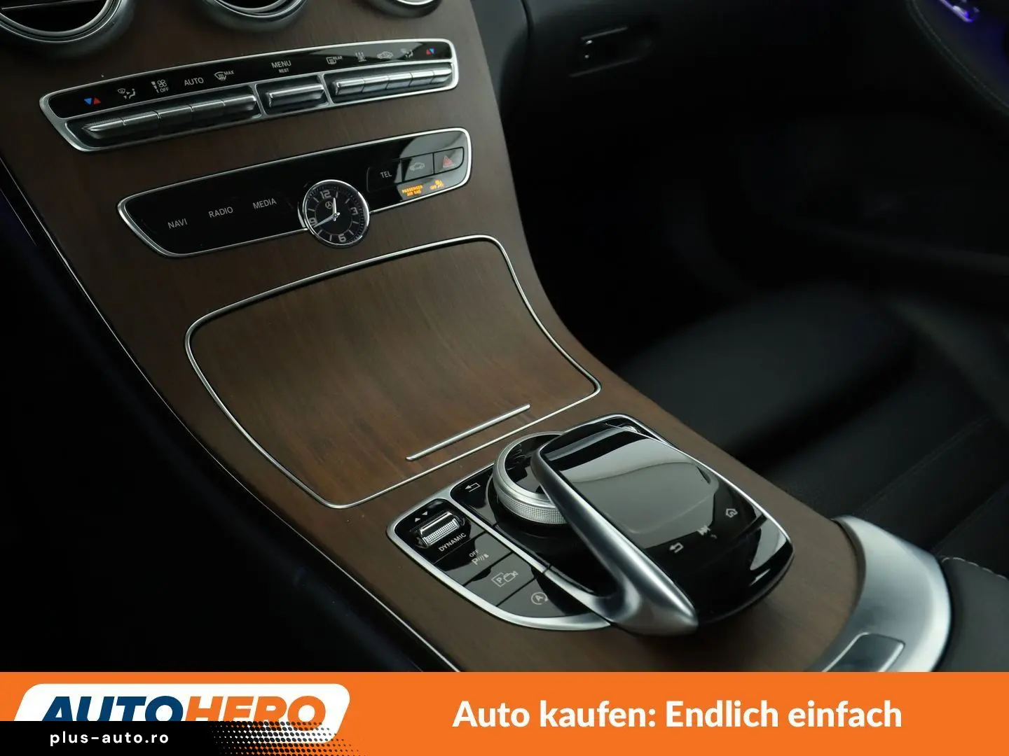 MERCEDES-BENZ C-Klasse C 300 4Matic Exclusive Aut. NAVI LED
