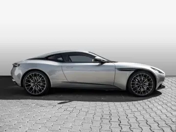 ASTON MARTIN DB11 Coupe V8 Silver Birch Provenance