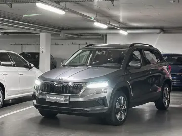 SKODA Karoq 2.0 TDI Ambition DSG Navi  ACC  KESSY
