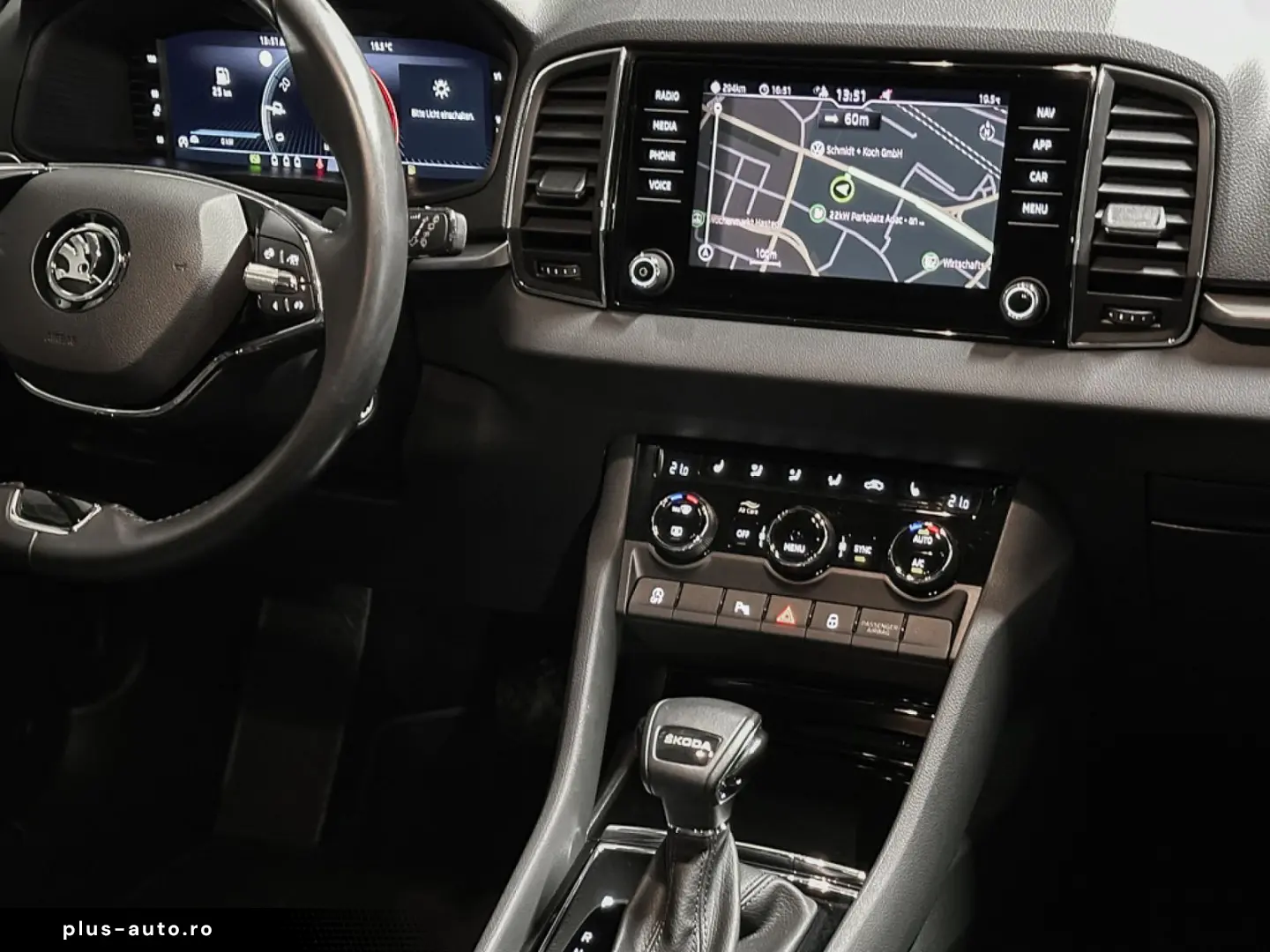 SKODA Karoq 2.0 TDI Ambition DSG Navi  ACC  KESSY