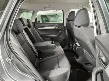 SKODA Karoq 2.0 TDI Ambition DSG Navi  ACC  KESSY