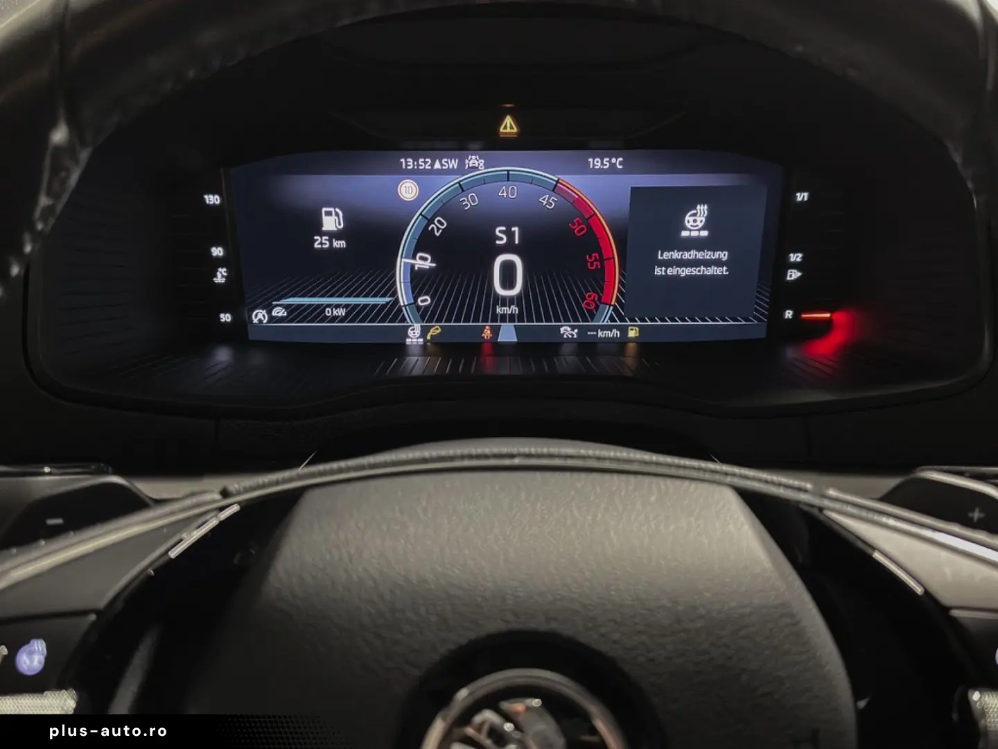 SKODA Karoq 2.0 TDI Ambition DSG Navi  ACC  KESSY