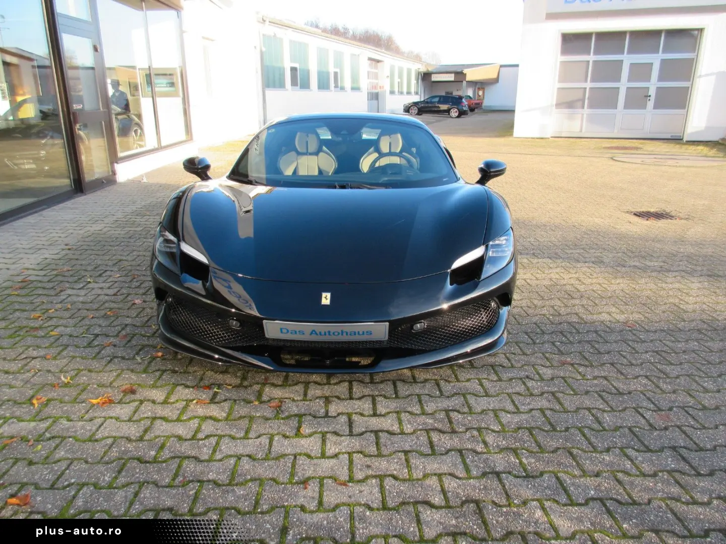 FERRARI 296 GTS Lift Carbon JBL Kamera