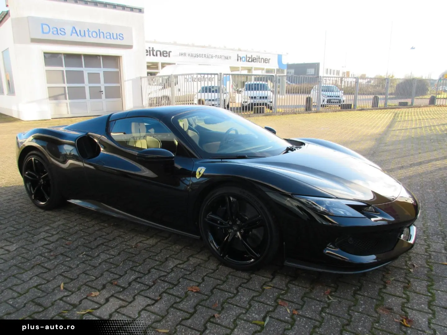 FERRARI 296 GTS Lift Carbon JBL Kamera