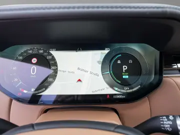 LAND ROVER Range Rover P550e Autobiography Hybrid EU6e Park