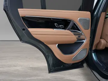 LAND ROVER Range Rover P550e Autobiography Hybrid EU6e Park