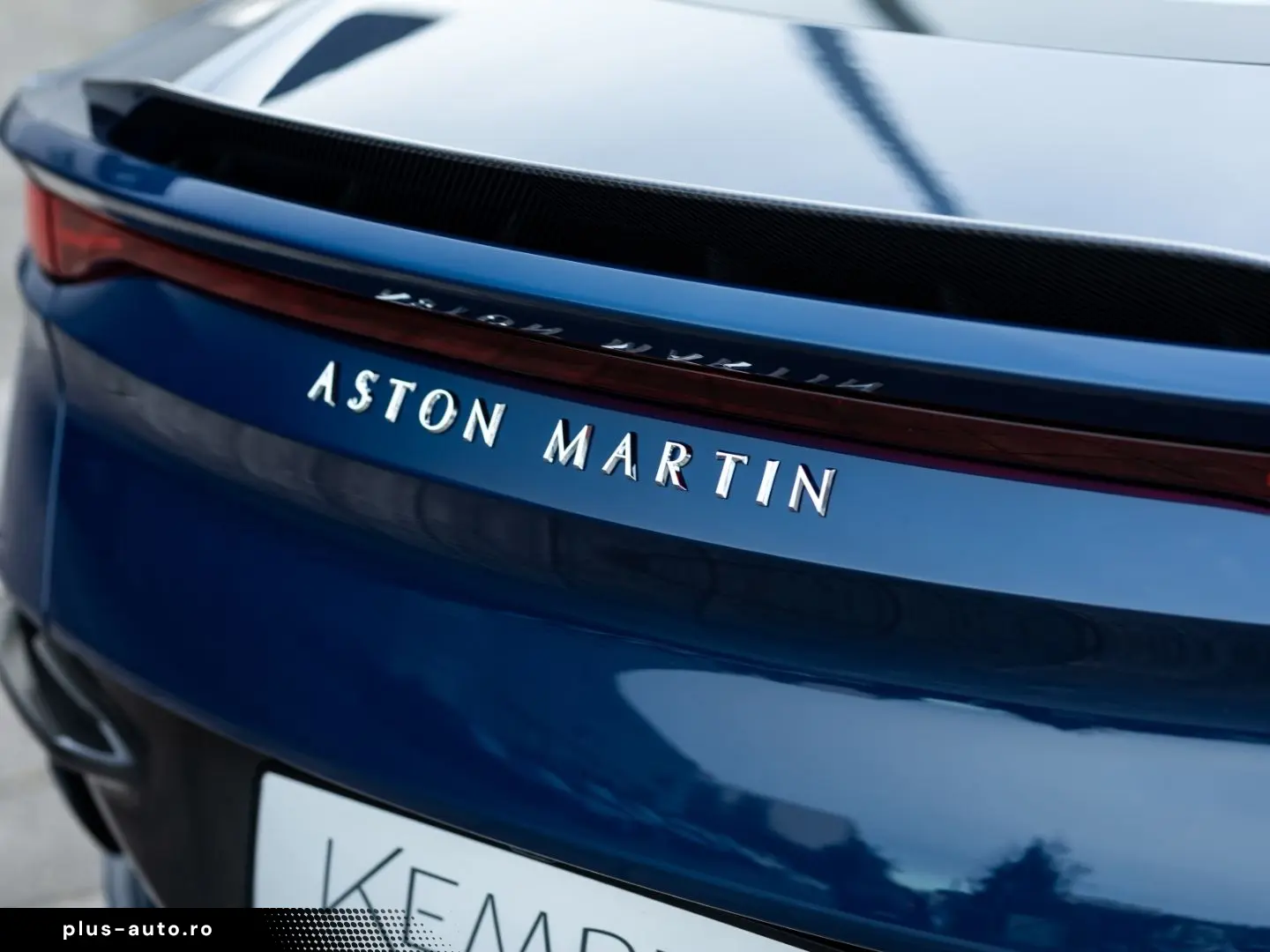 ASTON MARTIN DBS Coupe - Q Seychelles Blue - Alcantara Black