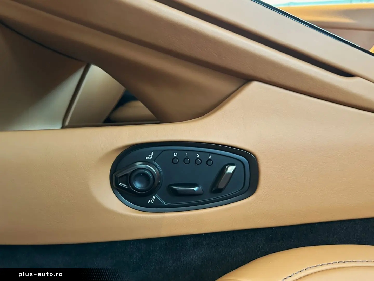 ASTON MARTIN DB12 Minotaur Green Oxford Tan Bowers & Wilkins