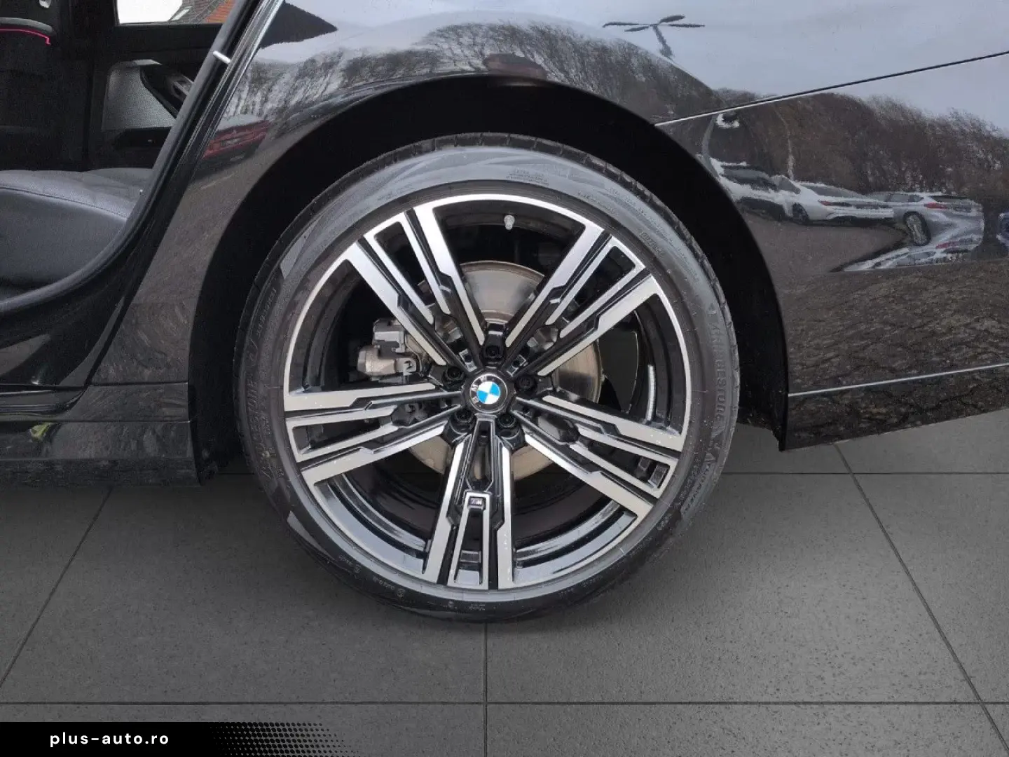 BMW 740 d xDr M Sport  TV spate