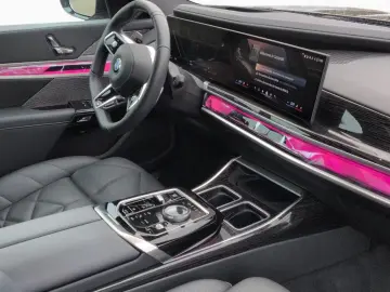 BMW 740 d xDr M Sport  TV spate