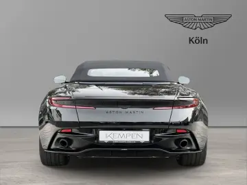 ASTON MARTIN DB12 Volante Californian Poppy Carbonbr&hellip;