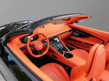 ASTON MARTIN DB12 Volante Californian Poppy Carbonbr&hellip;