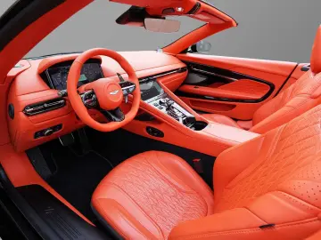 ASTON MARTIN DB12 Volante Californian Poppy Carbonbr&hellip;