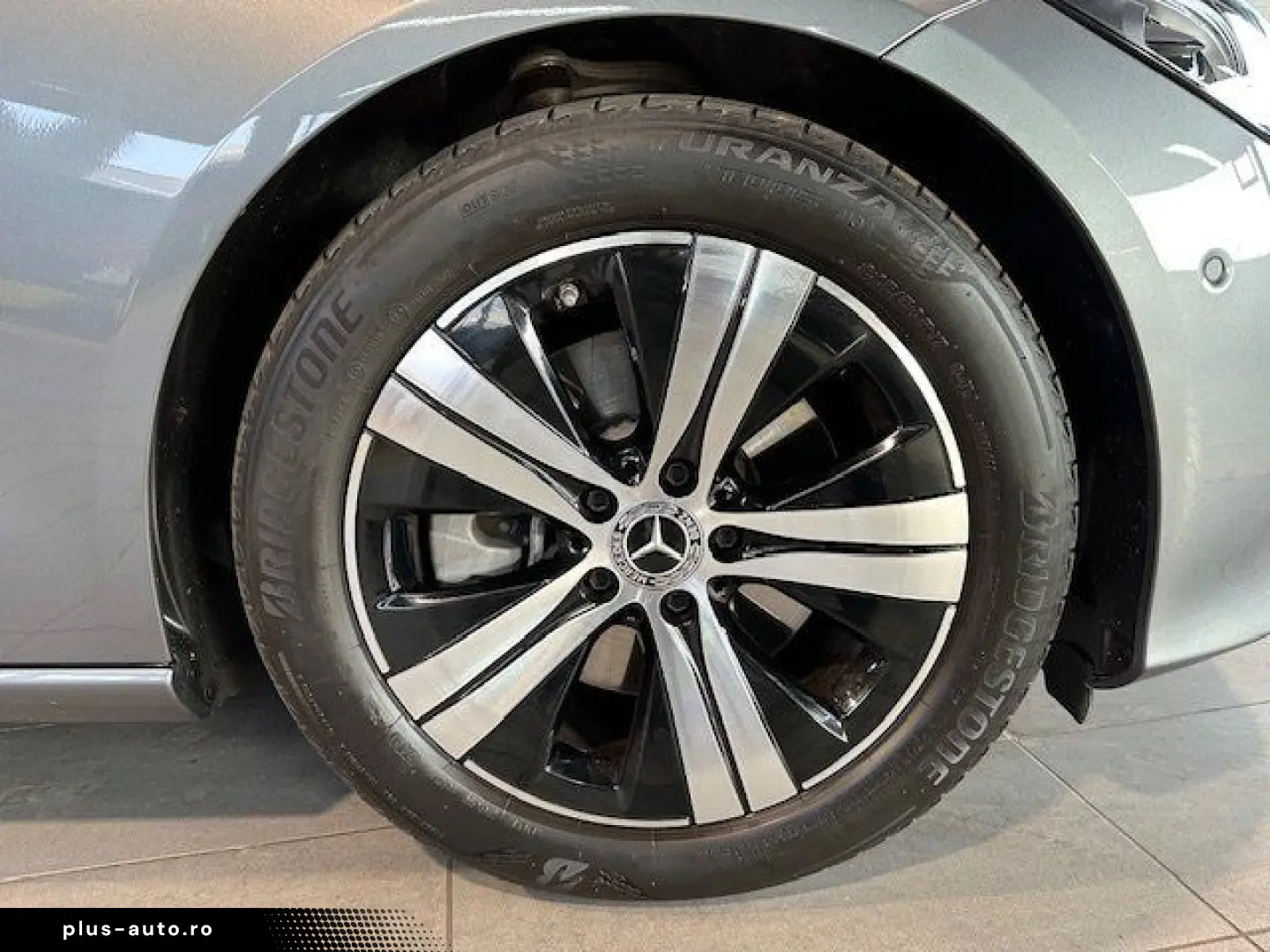 MERCEDES-BENZ C 300 4M Avantgarde MBUX  LED Ambien Totw