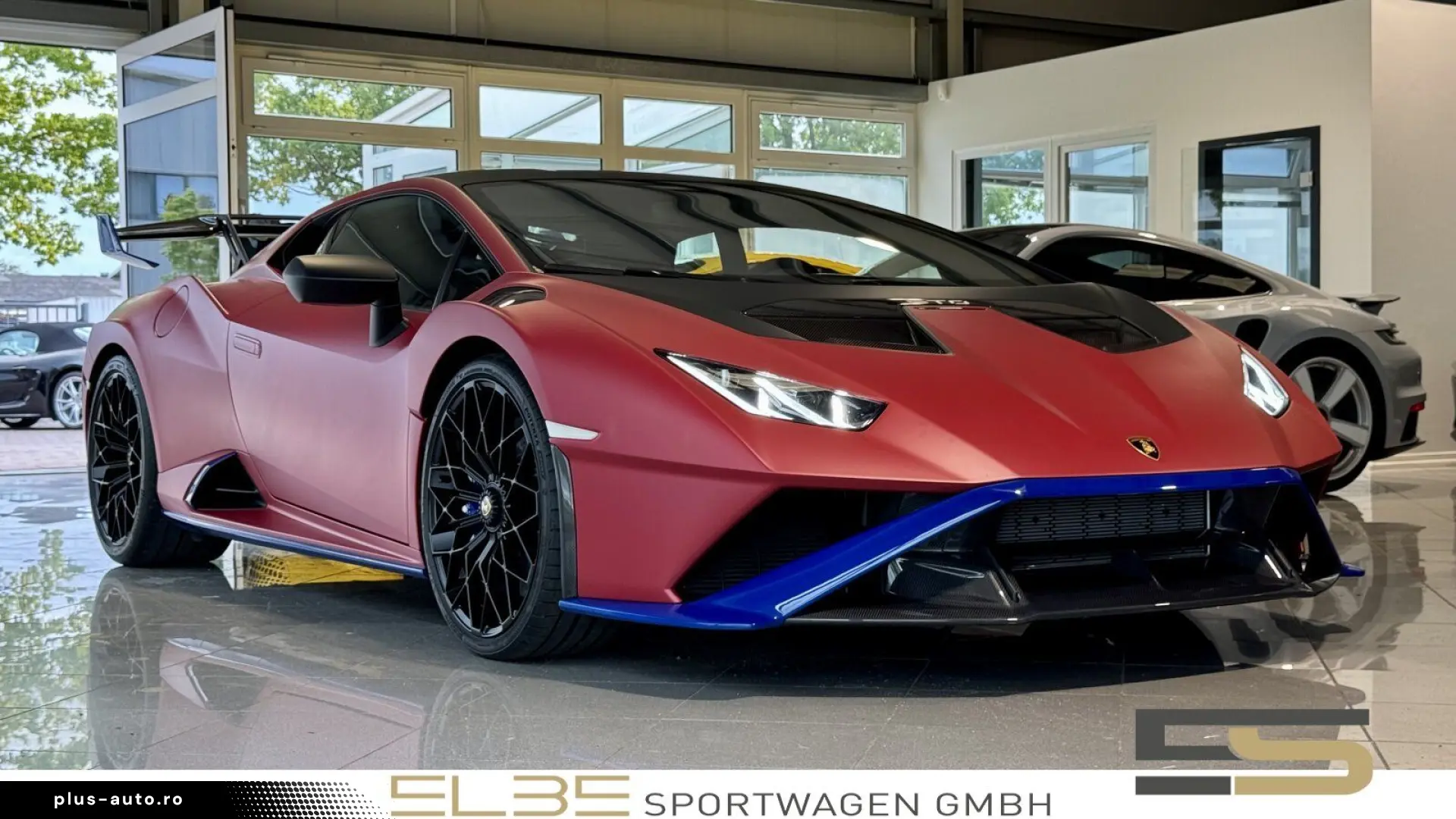 LAMBORGHINI Huracán STO FULL CARBON CAMERA LIFTING ALCANTARA