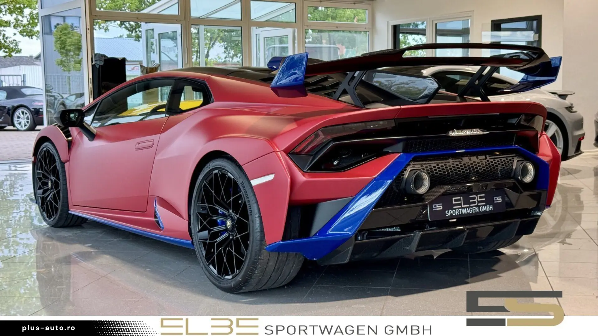 LAMBORGHINI Huracán STO FULL CARBON CAMERA LIFTING ALCANTARA