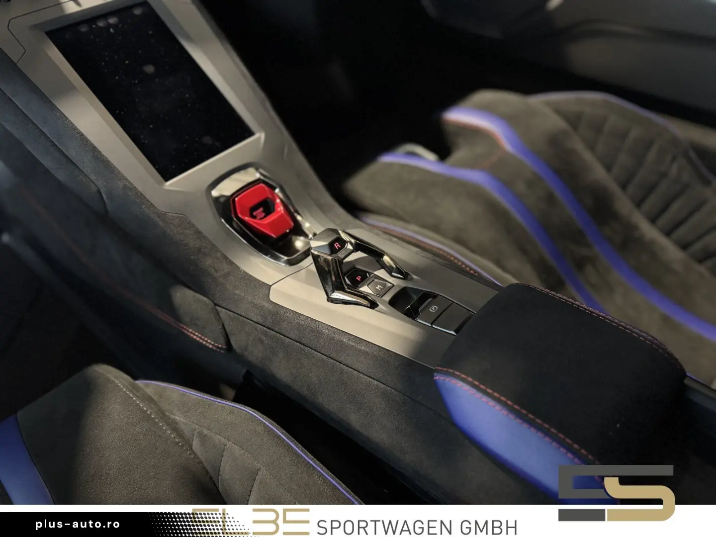 LAMBORGHINI Huracán STO FULL CARBON CAMERA LIFTING ALCANTARA