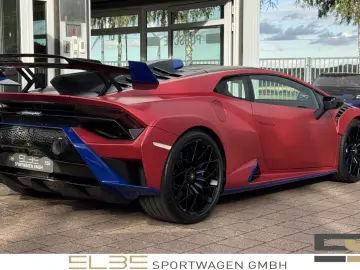 LAMBORGHINI Huracán STO FULL CARBON CAMERA LIFTING ALCANTARA