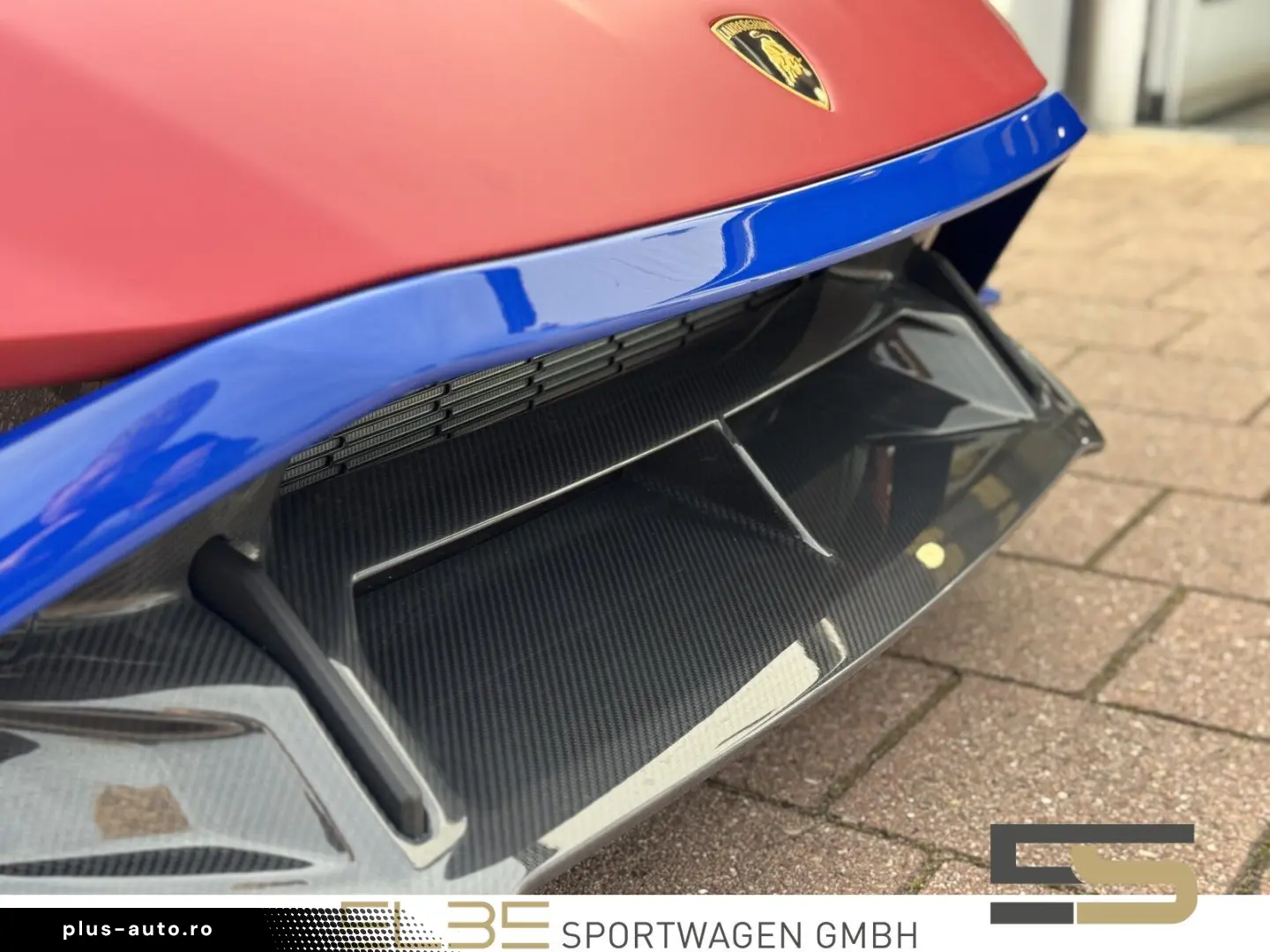 LAMBORGHINI Huracán STO FULL CARBON CAMERA LIFTING ALCANTARA